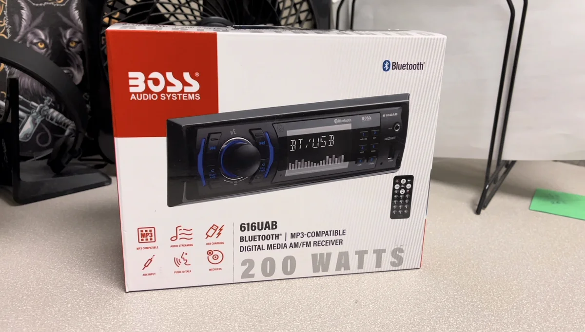 BOSS Audio 616UAB Single Din Stereo image 2